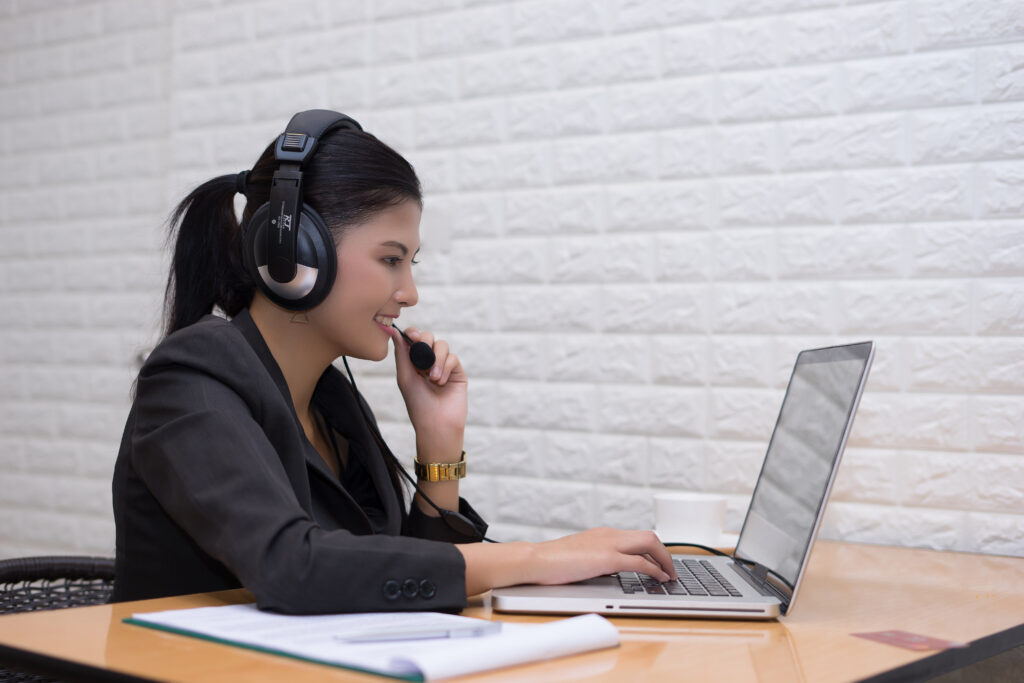 Virtual assistant helping business owners improve productivity through delegation and administrative support